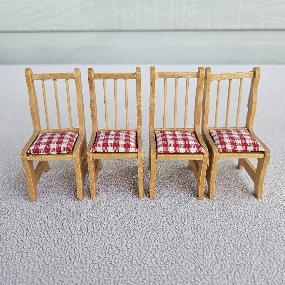 Dollhouse Miniature Dining Room Table 4 Chairs Wood Red Checkered Cushion 1:12